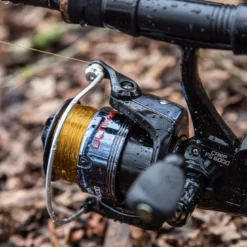 Ultimate Carp FS 6000 Vrijloopmolen -Aanbiedingen Hengel Gear Winkel cf6244e51945ac7d